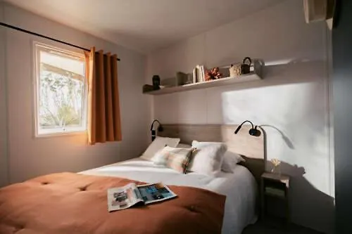 ** Campsite Campeggio Trevisago Iris Park Moniga del Garda Italy